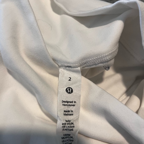 Lululemon align short 7" white size 2 Lululemon - Picture 3 of 6